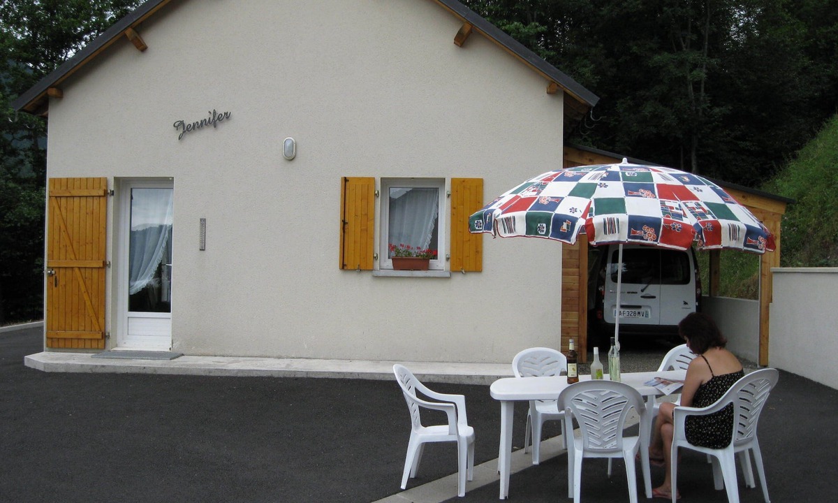 Laveissiere Ski Chalet | - jennifer cottage -