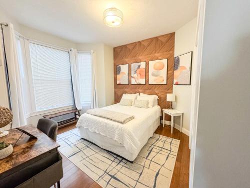 Federal Hill Apartment | Jennifer's Chic 2nd Floor Apt Private Deck w Views