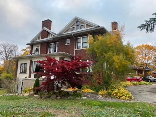 Welland Apartment | Jenny's Suites