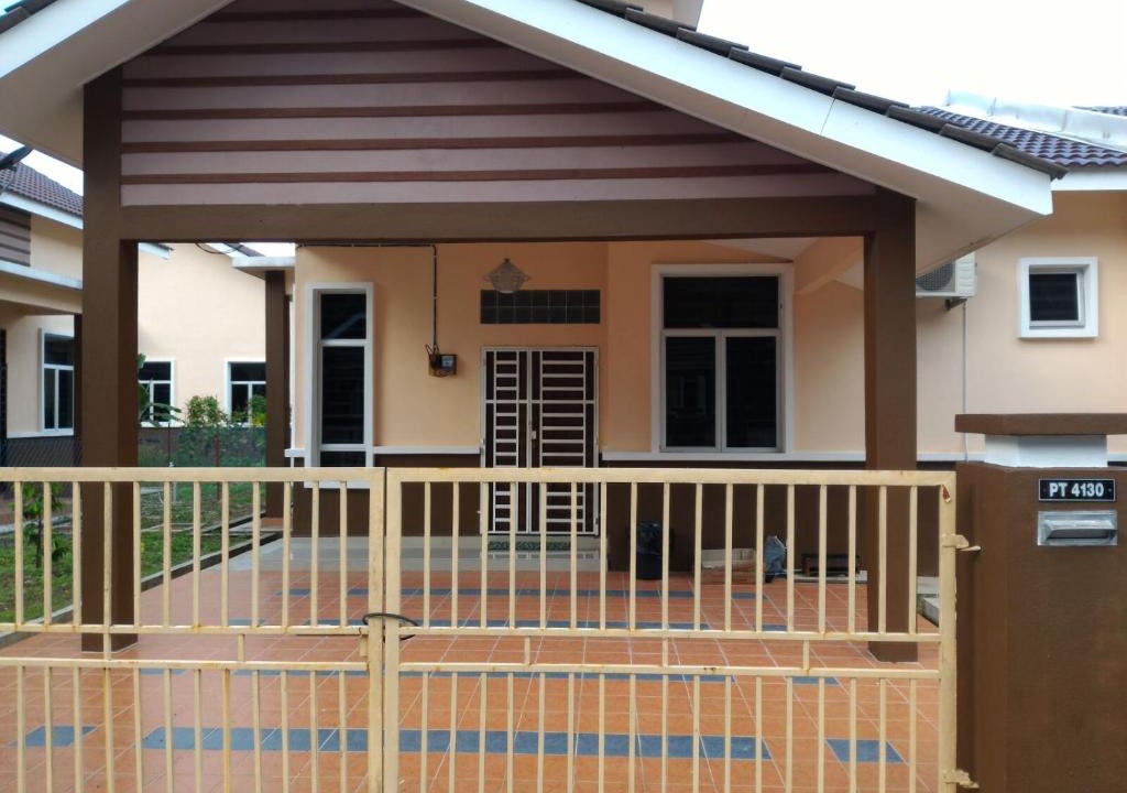 Kampung Padang Luas House | Jertih Terengganu