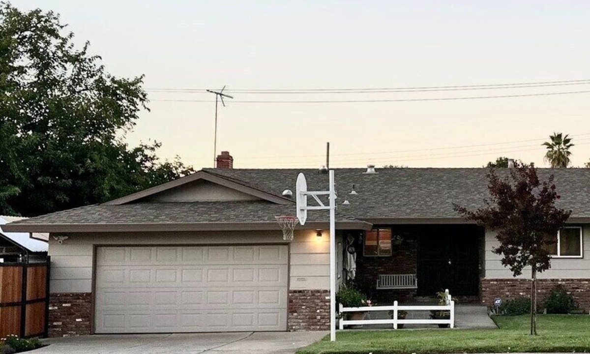 Carmichael House | Jet BNB