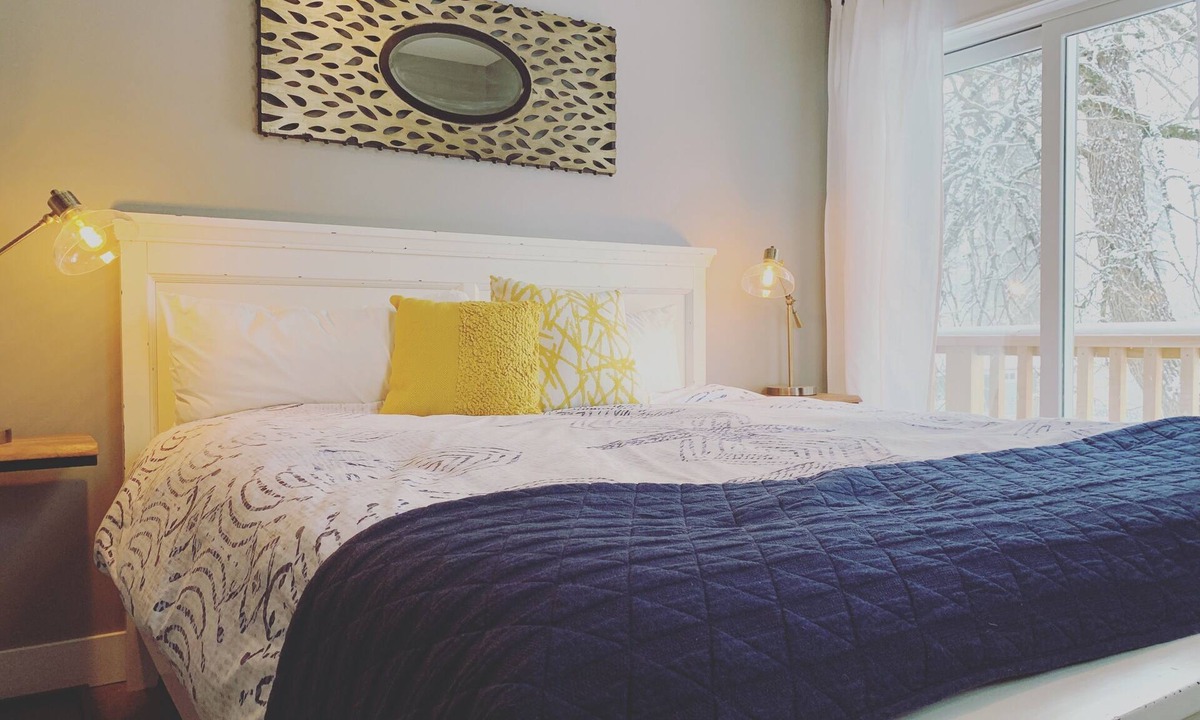 Sandpoint Apartment | Joanna Gaines would stay here!