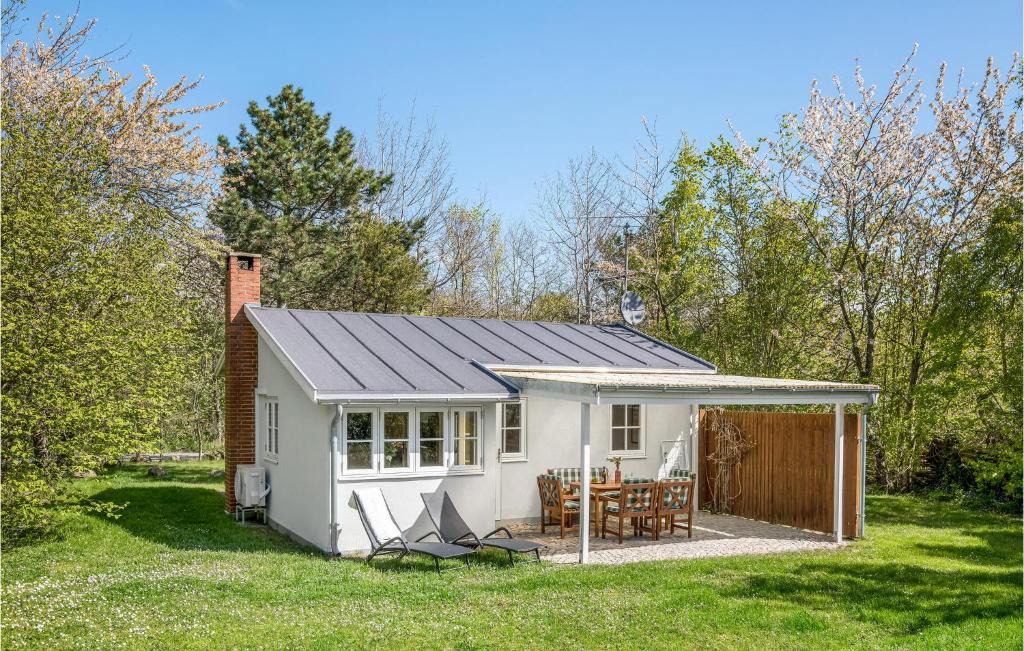 Ronne House | Joe