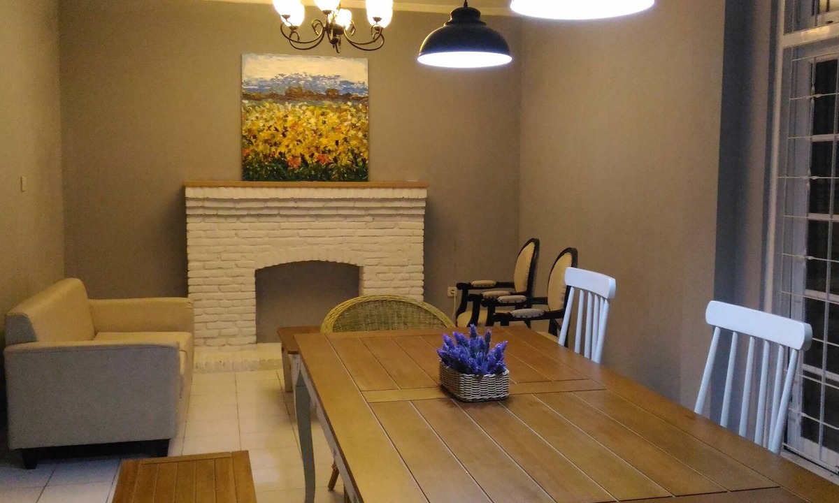Depok House | Jogja Homestay Farm
