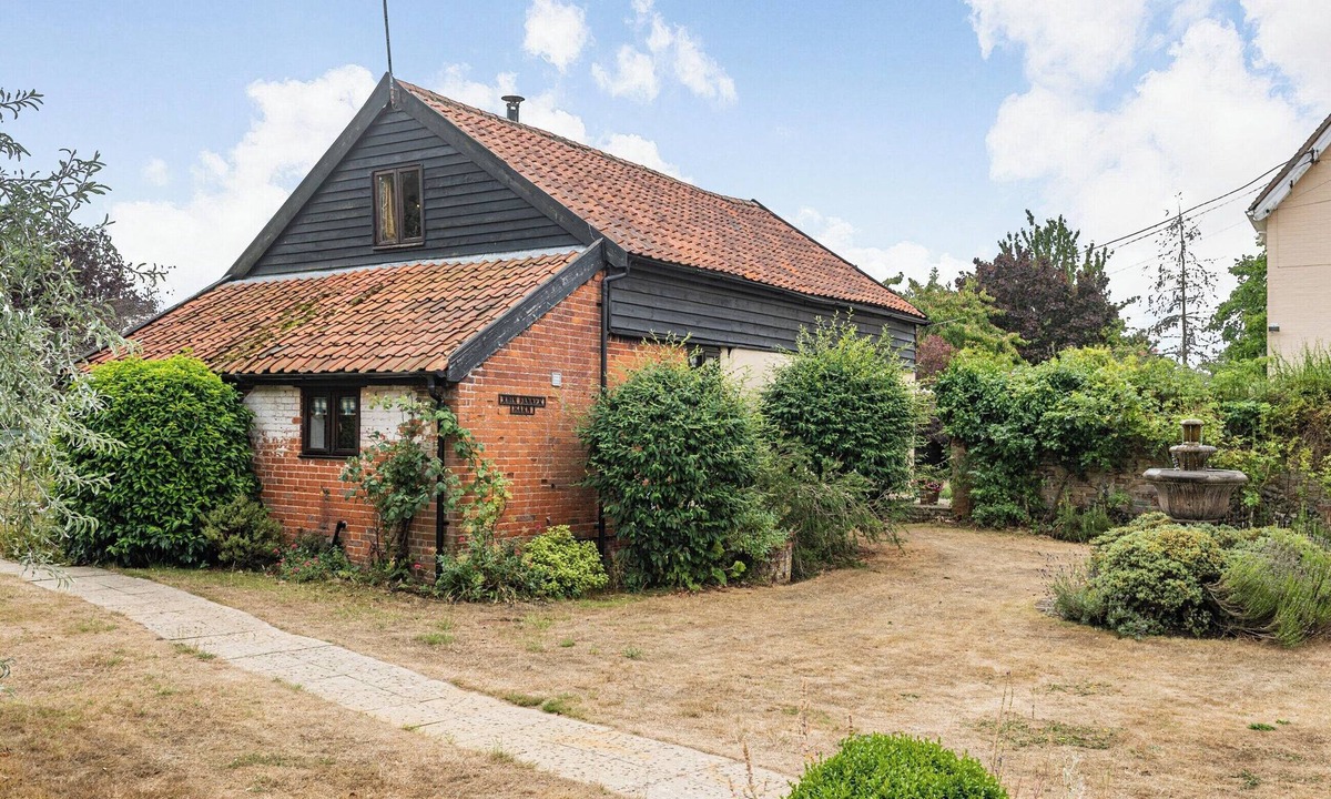 Eye Cottage | John Fanner Barn - UK37102