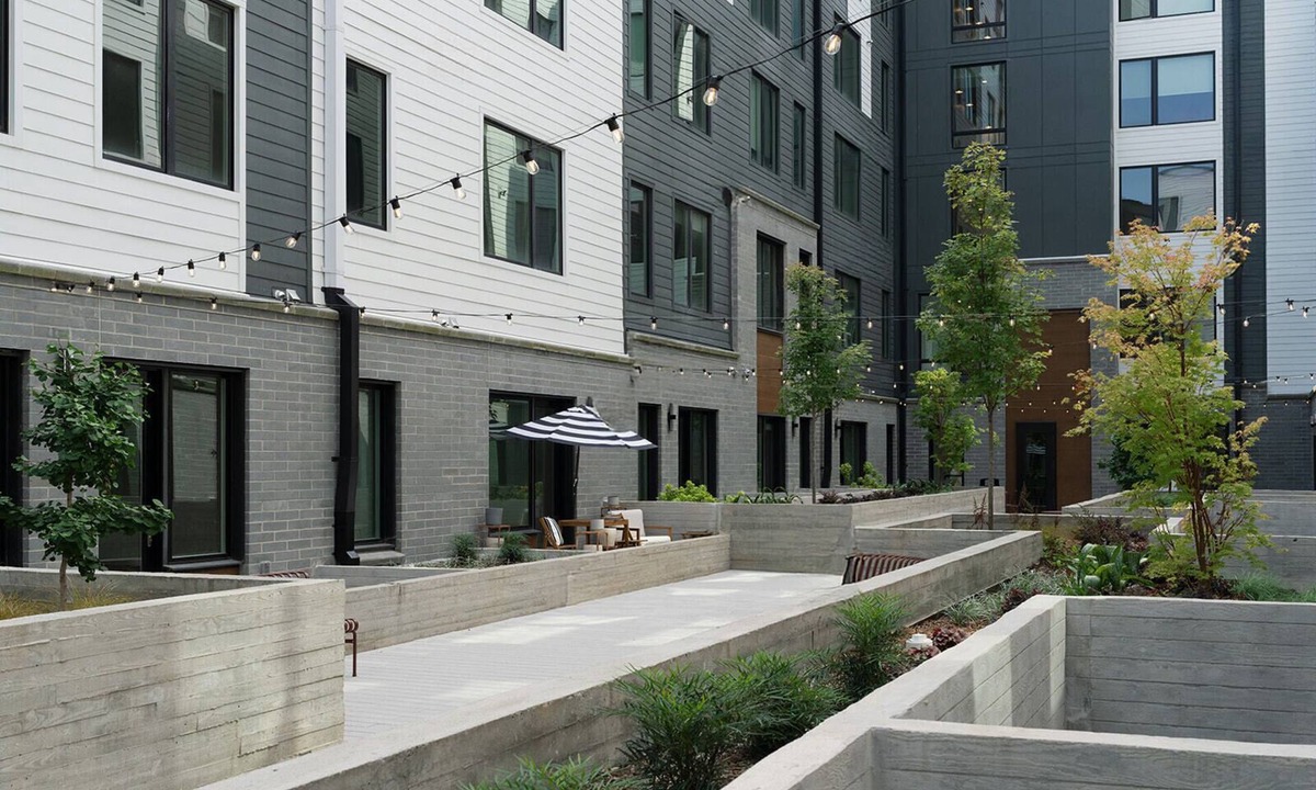Optimist Park Apartment | Joinery West