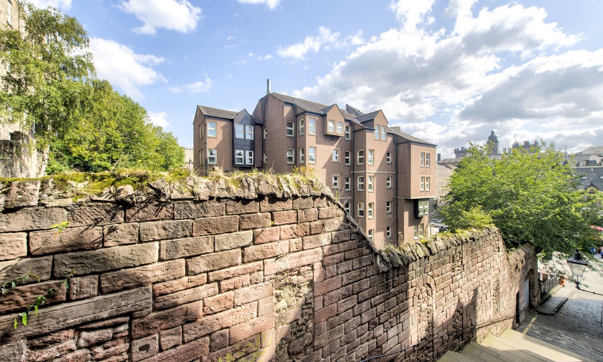 Old Town Villa | JOIVY Great Location! - Charming Apt by Edinburgh Castle