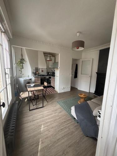Saint-Ouen Apartment | Joli 2 pièces Garibaldi