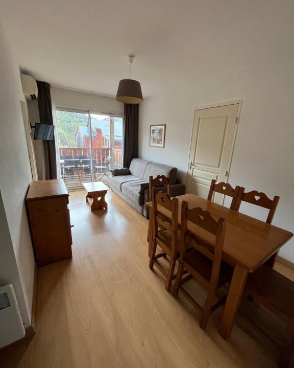 Ax-les-Thermes Apartment | Joli appartement avec terrasse