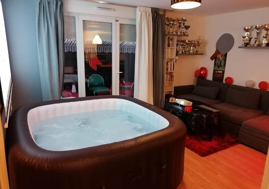 Reims House | Joli Appartement Coquet
