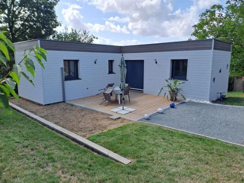 Senille Apartment | Joli chalet contemporain, calme et verdure.