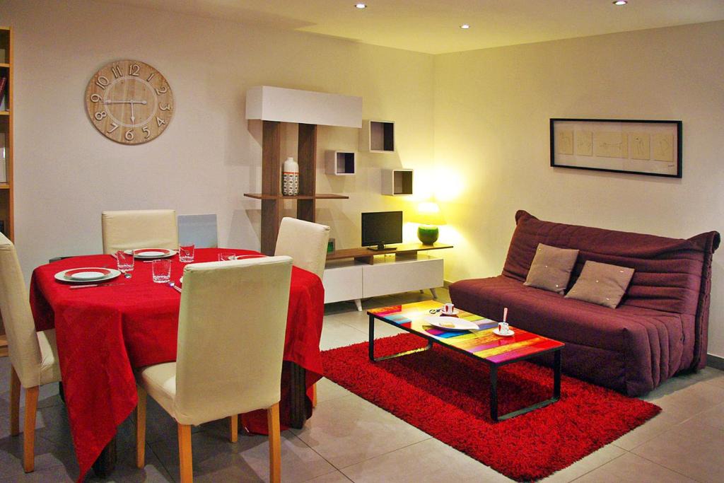 Sainte-Marie-la-Mer House | Joli duplex proche des plages