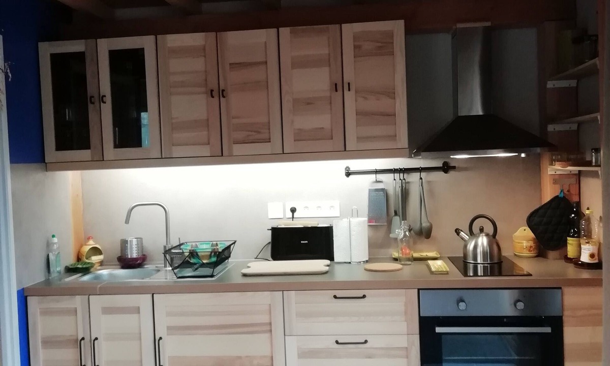 Lablachere Apartment | Joli Gite au Calme sur Jardin Arboré.animaux de Compagnie Acceptés