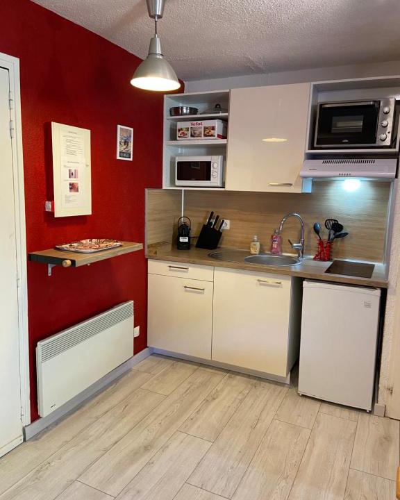 Les Angles Apartment | Joli studio cabine rénové proche des pistes