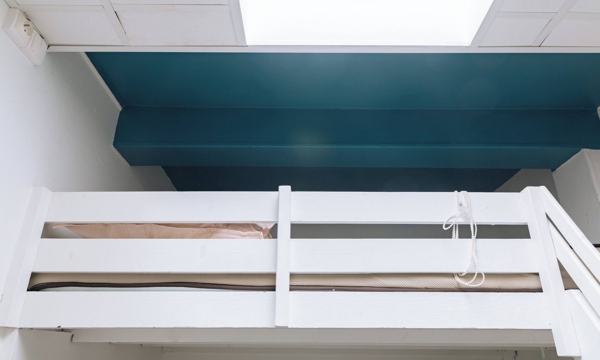 Hopital Saint-Louis Apartment | Joli Studio pour 3 - La Vilette!