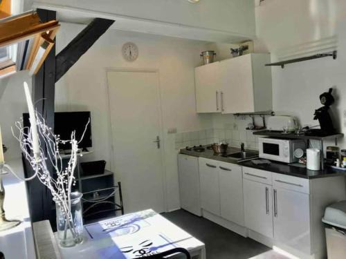 Arras Apartment | jolie studio 25