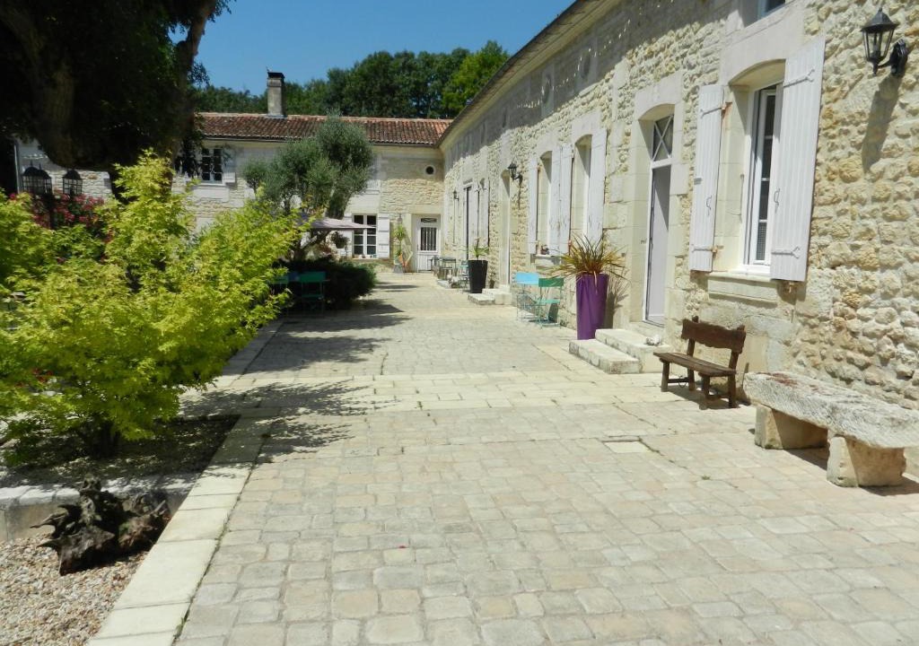 Pons Bed & Breakfast | Jolysable