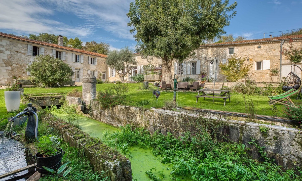 Pons Bed & Breakfast | Jolysable