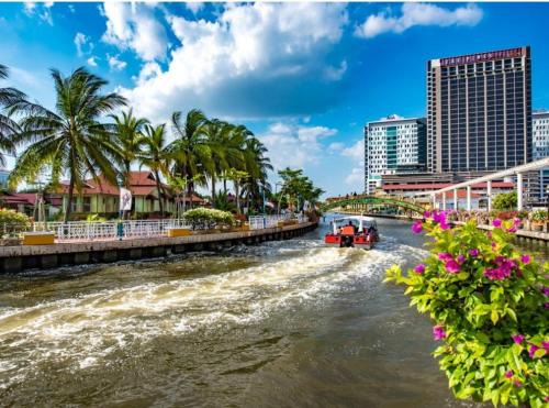 Taman Kota Laksamana House | JONKER Home 1 Walking Distant To Banda Hilir