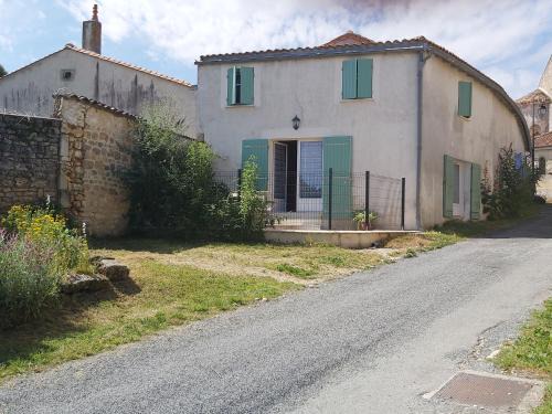 Clion Apartment | jonzac-gite-lepuits