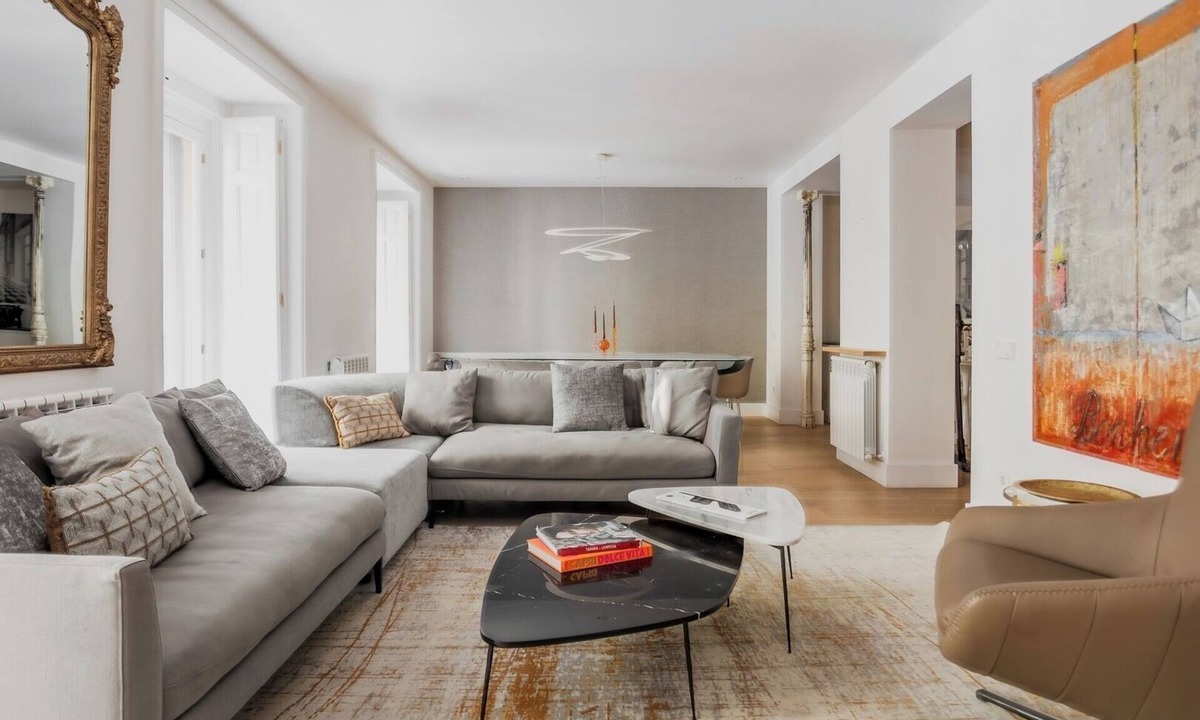 Milla de Oro Apartment | JORGE JUAN I