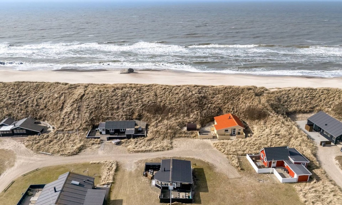 Fjand Badeby House | "Jorie" - 100m from the sea by Interhome