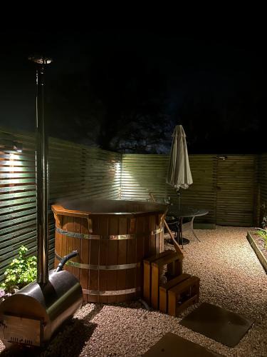 Bletchingley House | Jossie's Snug