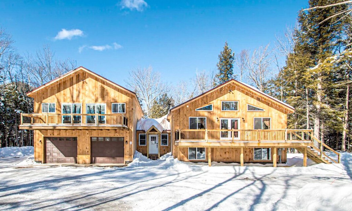 Bartlett Ski Chalet | Journey's End - 4BR Chalet 7 Min to Attitash