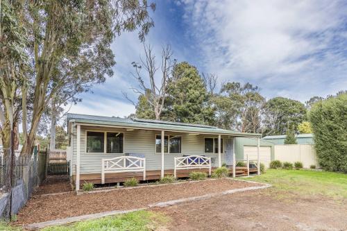 Romsey House | JoY's Guesthouse