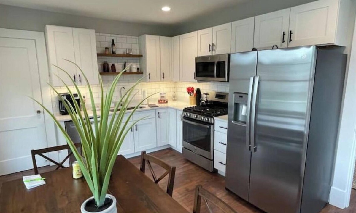 Washington House | Judge’s Quarters: Exquisite Luxury Apartment