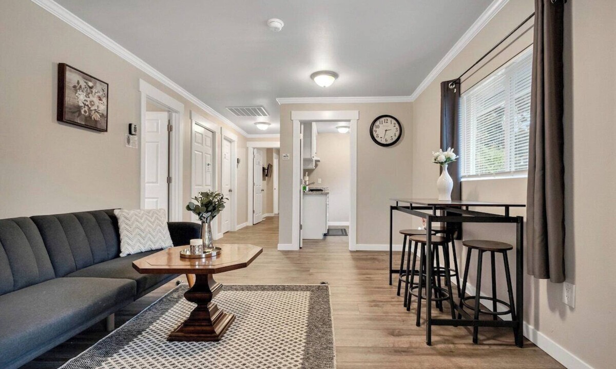 Atlantic House | Judkins House - Close to Downtown