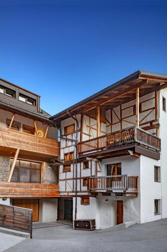 Trin Hostel | Jugendherberge Trin