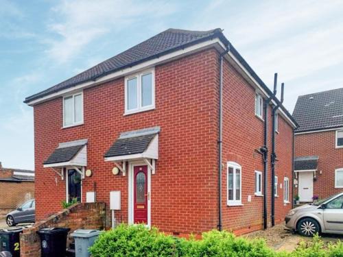 Grantham House | Julius-Den