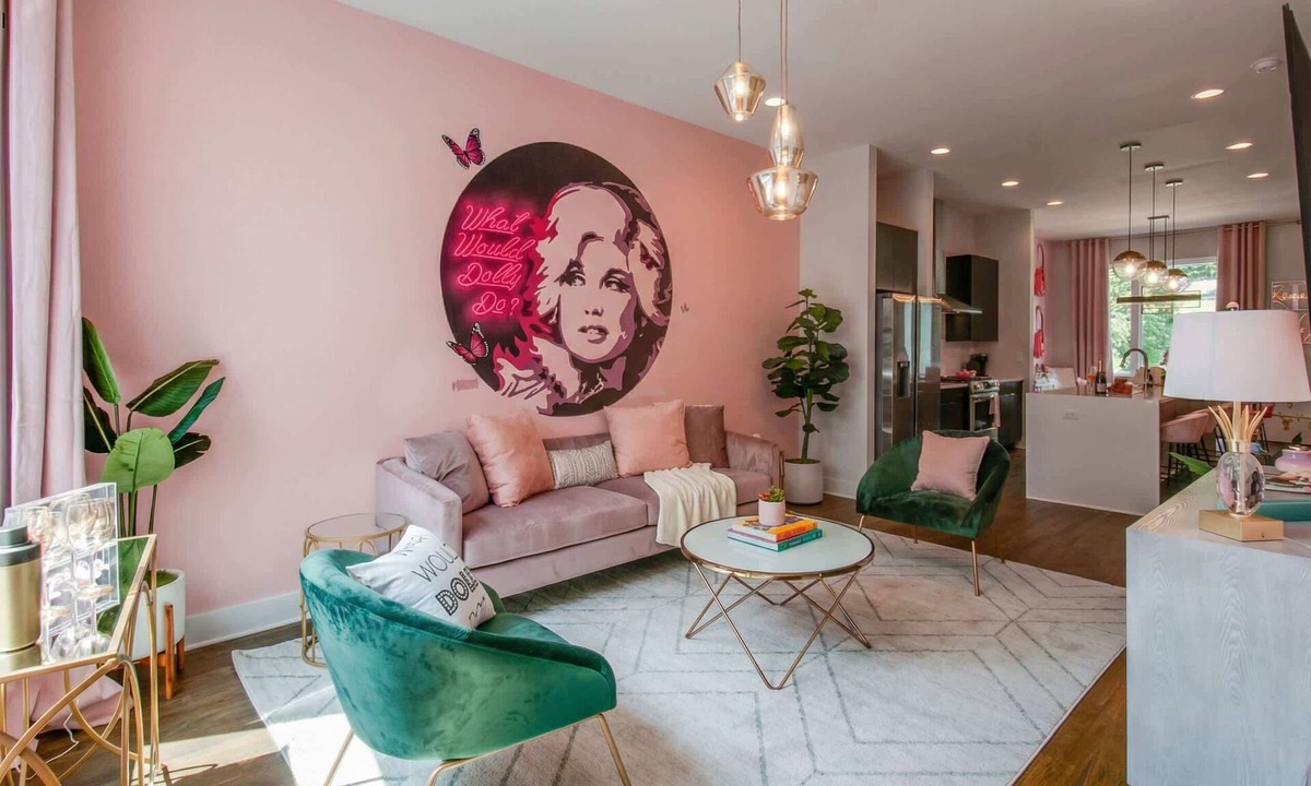 Nashville House | July 4 fireworks views, rooftop decks, karaoke rooms near Broadway