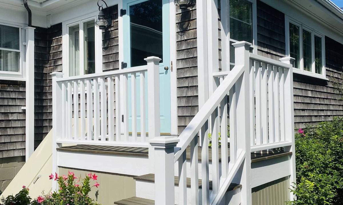 Nantucket Town House | JULY 4TH ON NANTUCKET ! BEAUTIFUL BUNGALOW on ORANGE ST, WALK TO TOWN!
