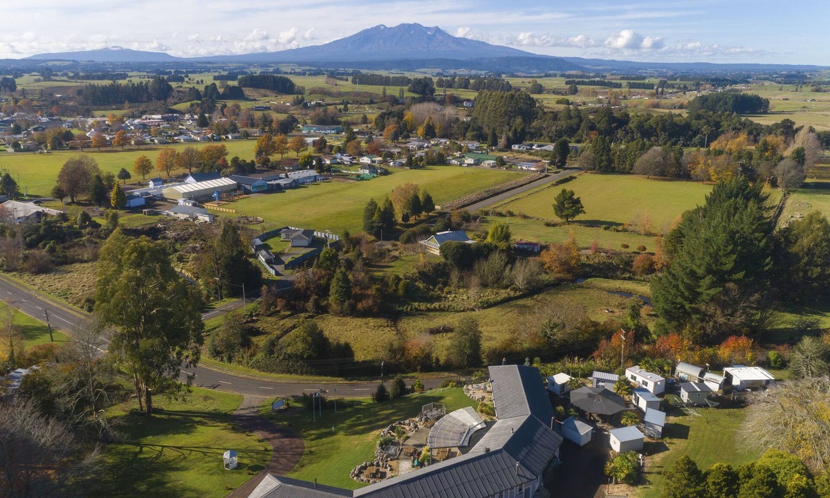 Raetihi Cabin | July school holidays available. BOOK NOW!