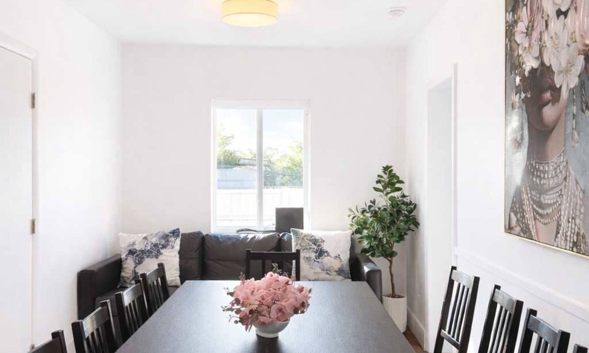 Highland Garden House | Jungle Happiness STR-2651