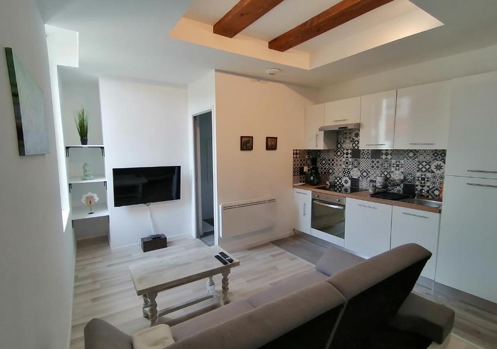 Tonneins Apartment | Jungle Zen Beau T2 avec jardin Gare 100m