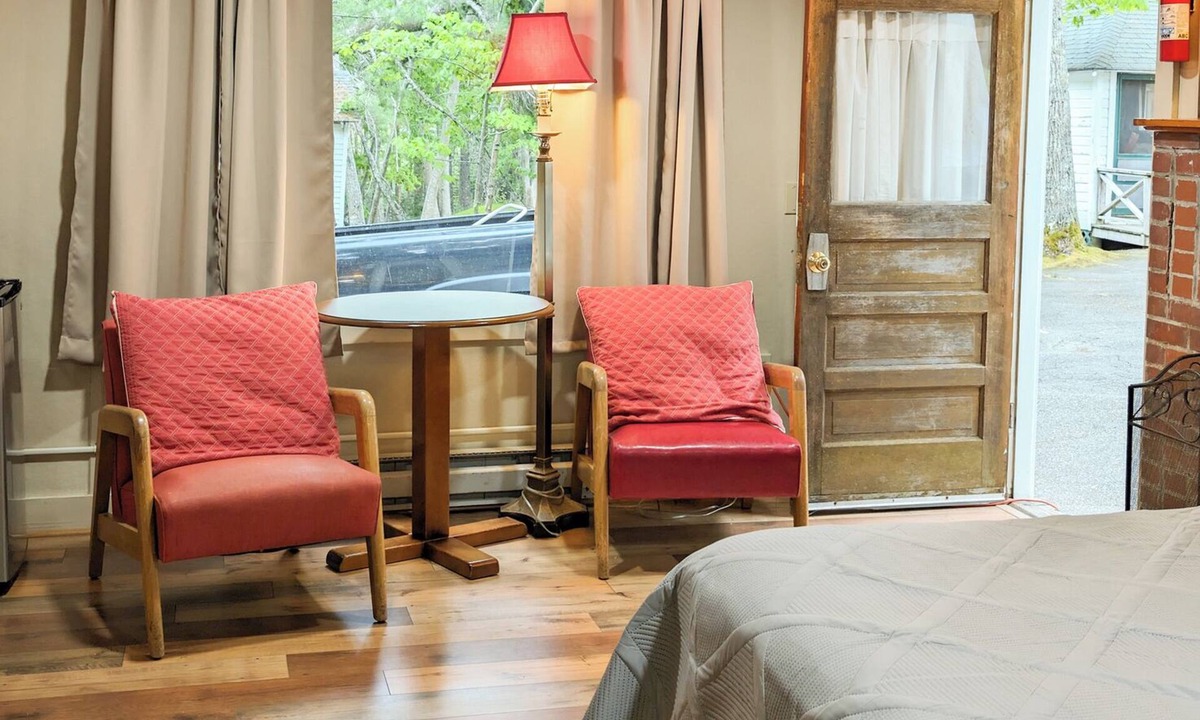 Bar Harbor Cabin | Junior Cabin 5A Acadia National Park Pet Free