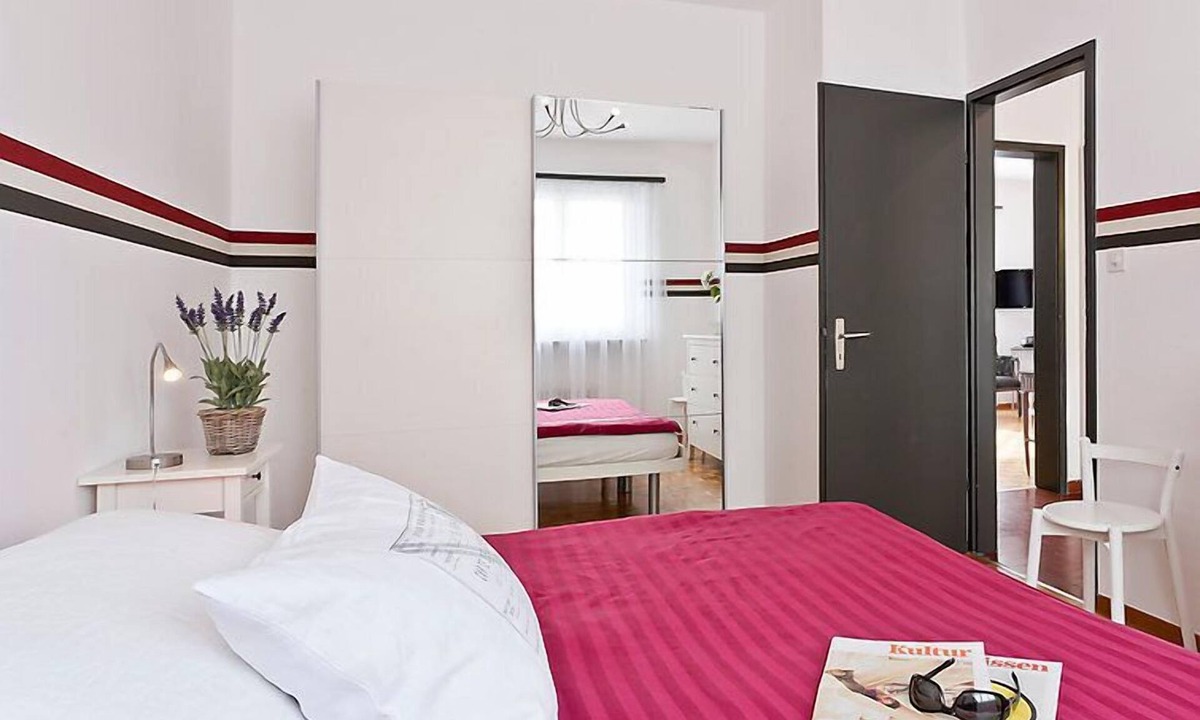Ascona Apartment | Junior Suite by Interhome