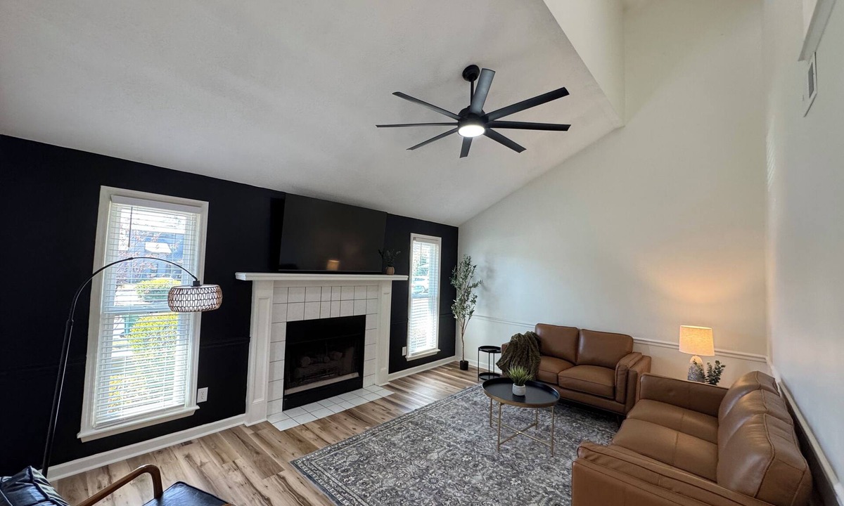 Martinez House | Juniper: 3 bedroom w/pool