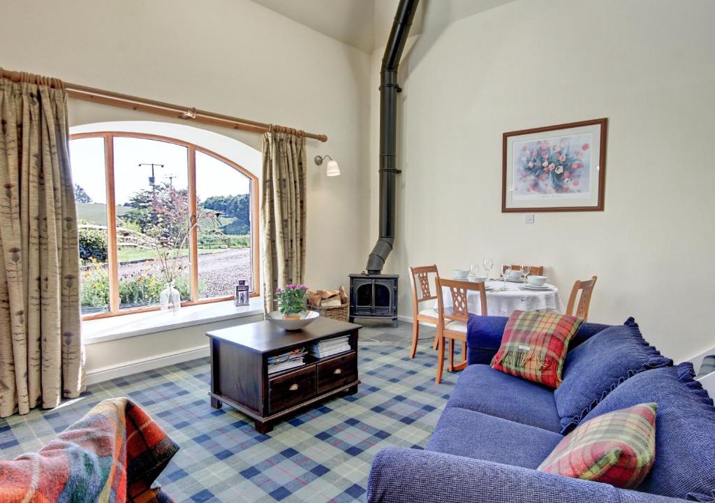 Auchengray House | Juniper Cottage