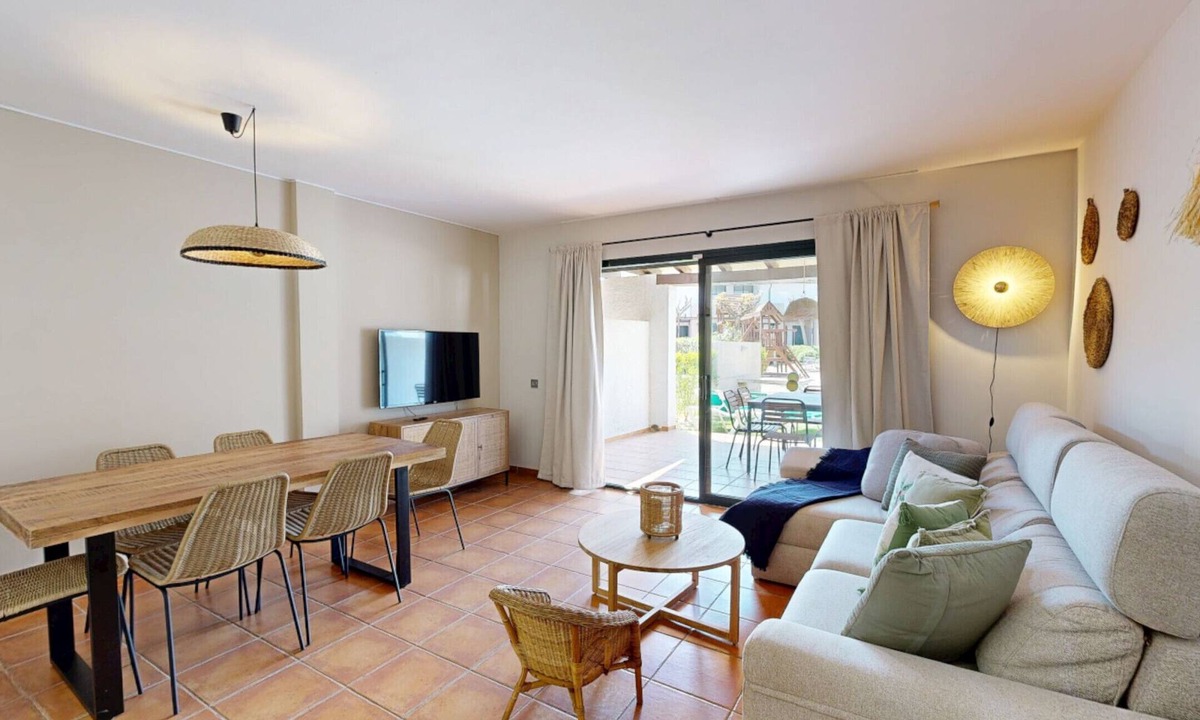 El Perello Ski Chalet | JUNIPER LES OLIVERES