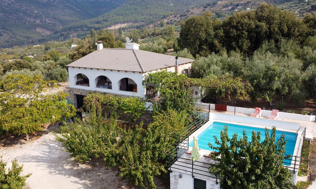 Torres House | Jurinea House Lift with private pool