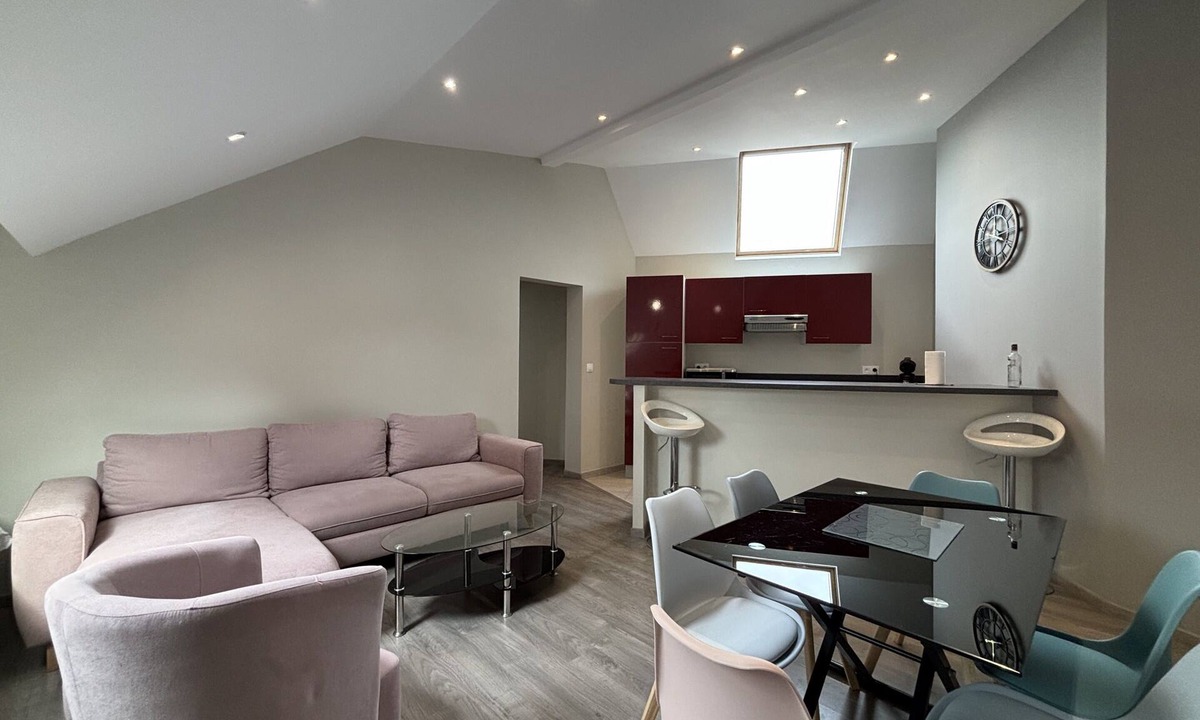Bourges Apartment | Just Steps from Palais Jacques Cœur – Comfortable