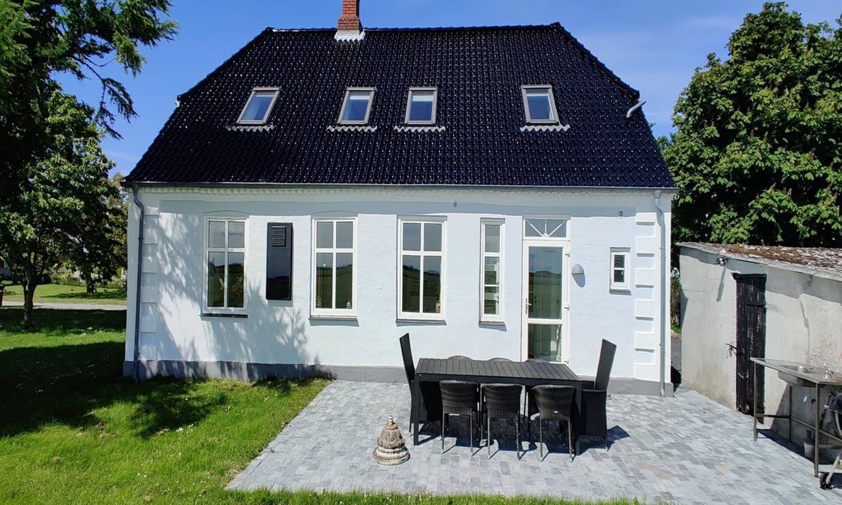 Ballum House | "Juuso" - 20km from the sea by Interhome