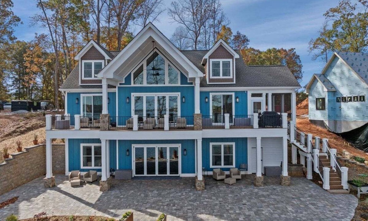 Wise House | Ka`lm Shores | Main Lake Panoramic Views!
