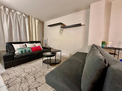 Noisy-le-Grand Apartment | KAALA STAYS - Family apt Disney - Paris Garden Parking