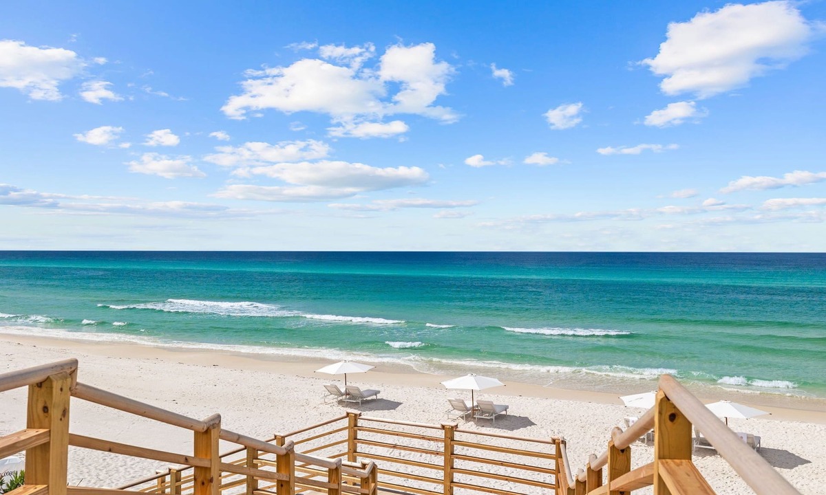 Seacrest Hotel | Kaiya Beach Resort