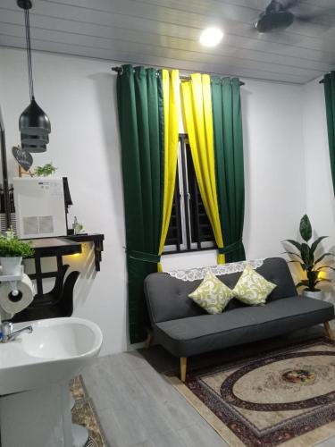 Guar Chempedak House | KAMI roomstay